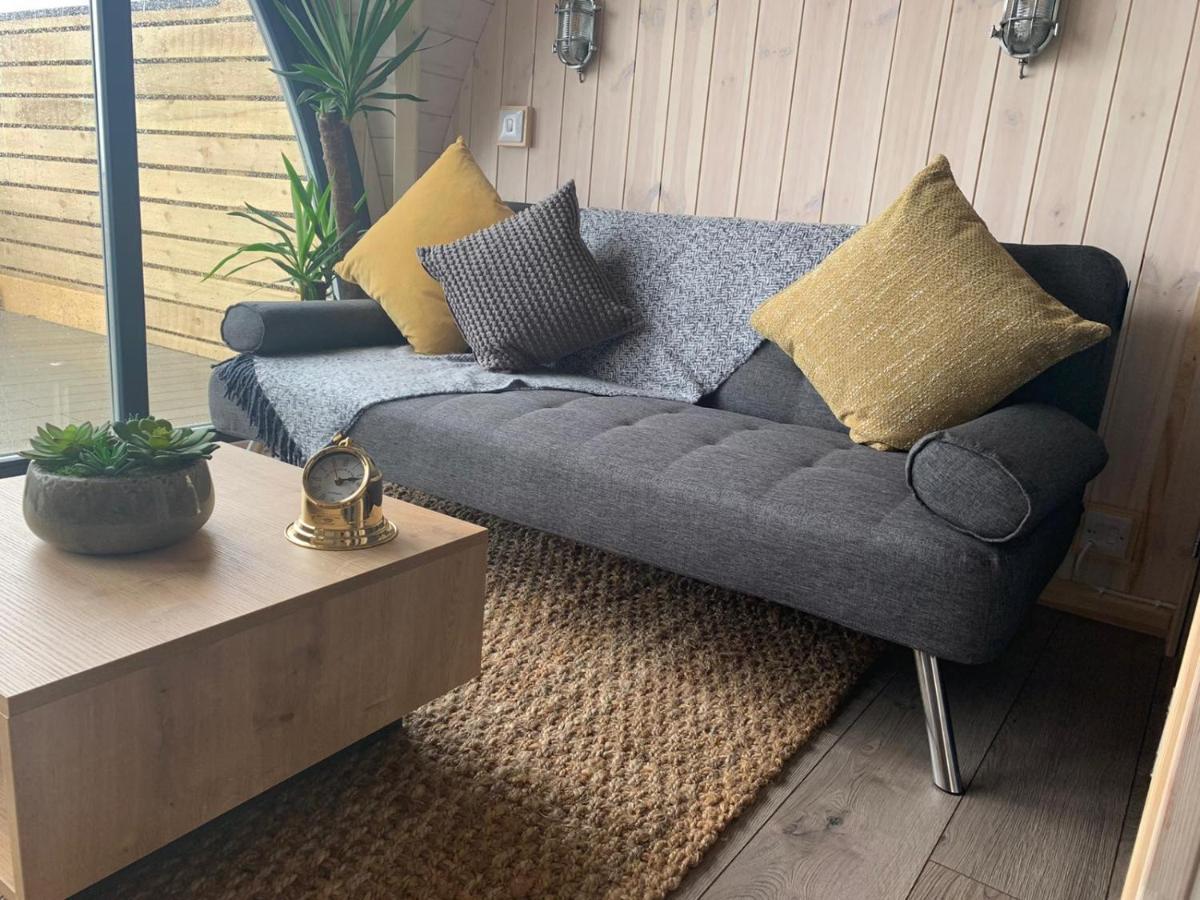 Orkney Lux Lodges - Hamnavoe Stromness Bagian luar foto